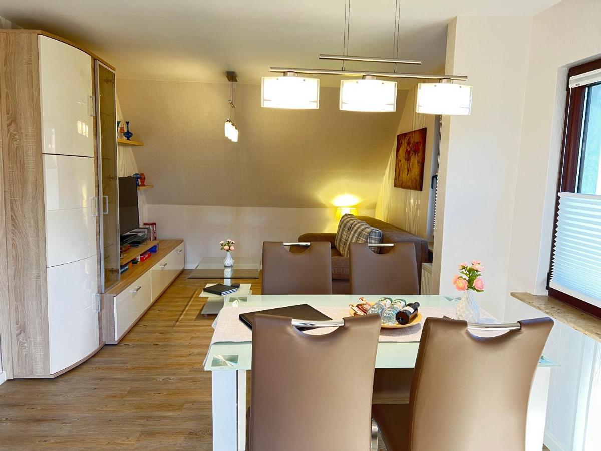 Peedy'S Luxurioese 60M² Wohnung Mit Balkonterrasse 슈타데 외부 사진