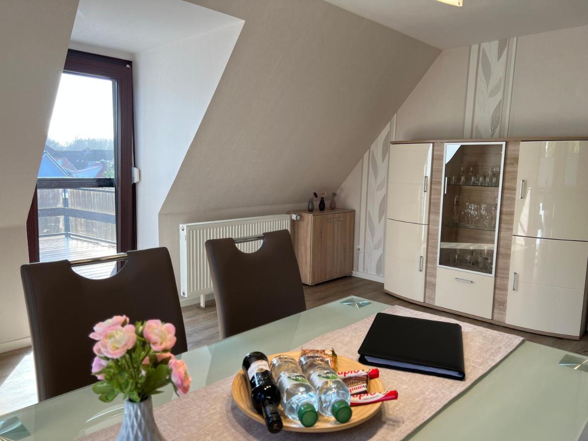 Peedy'S Luxurioese 60M² Wohnung Mit Balkonterrasse 슈타데 외부 사진