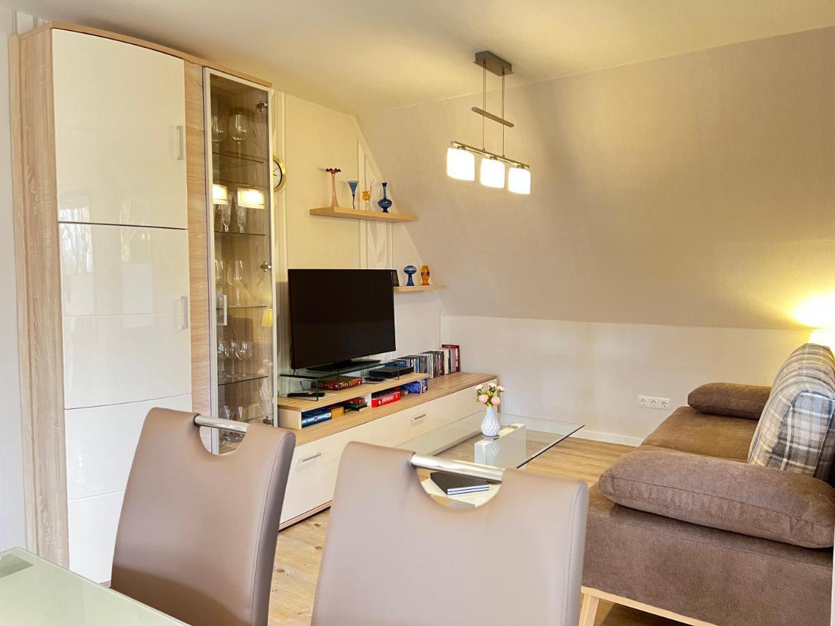 Peedy'S Luxurioese 60M² Wohnung Mit Balkonterrasse 슈타데 외부 사진
