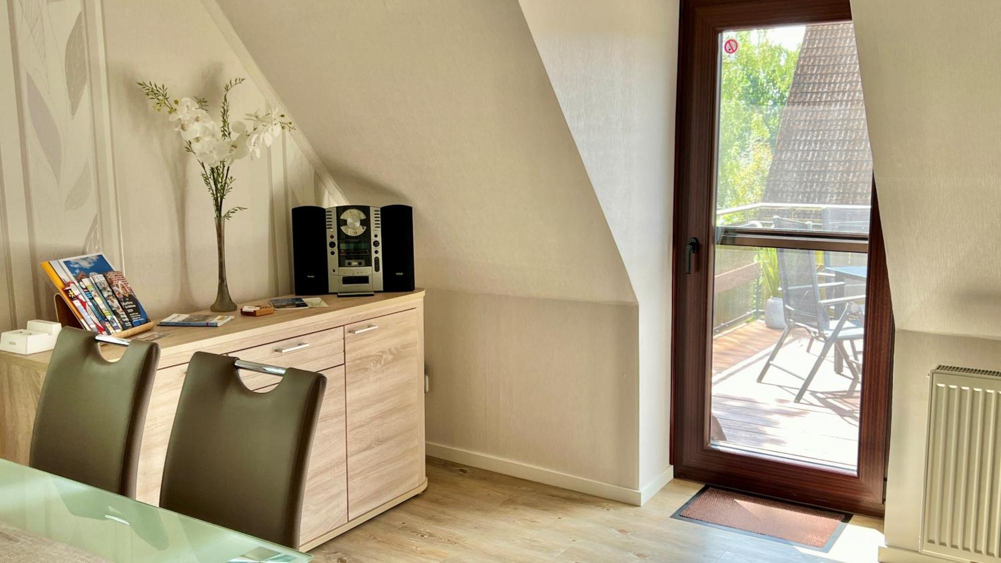 Peedy'S Luxurioese 60M² Wohnung Mit Balkonterrasse 슈타데 외부 사진