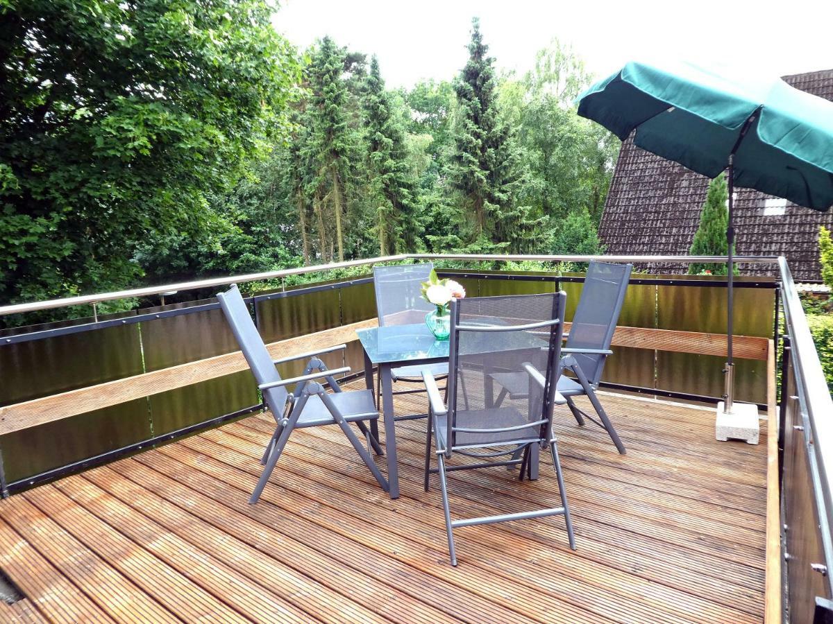 Peedy'S Luxurioese 60M² Wohnung Mit Balkonterrasse 슈타데 외부 사진