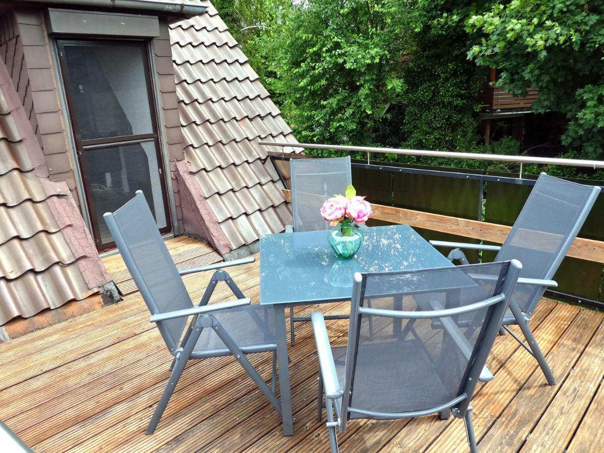 Peedy'S Luxurioese 60M² Wohnung Mit Balkonterrasse 슈타데 외부 사진