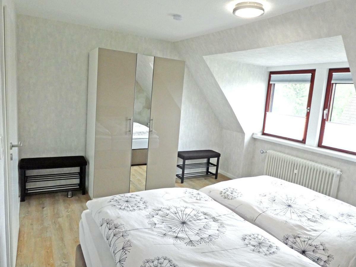 Peedy'S Luxurioese 60M² Wohnung Mit Balkonterrasse 슈타데 외부 사진